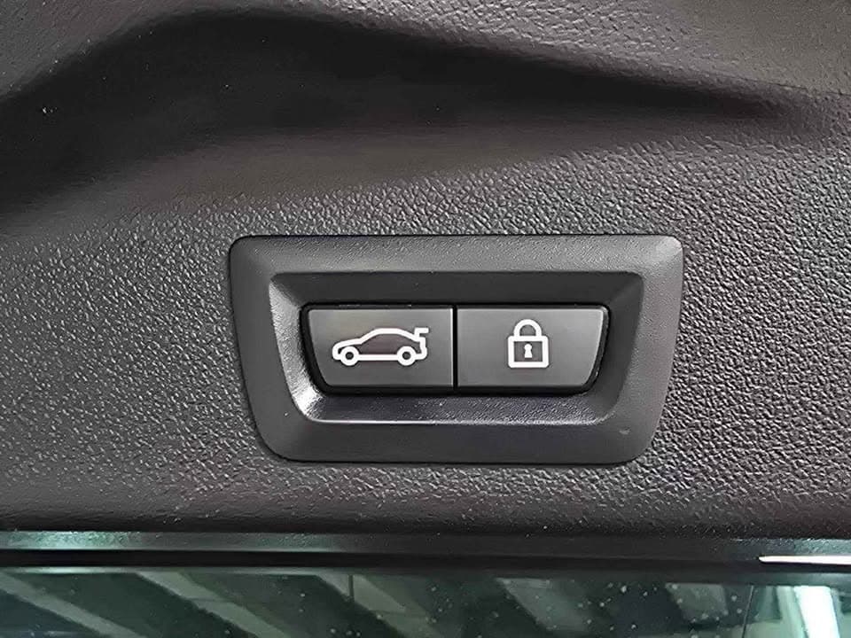 2022款BMW X5 xDrive30d M运动版，17万公里，带延长保修及结构证书 - 图片6