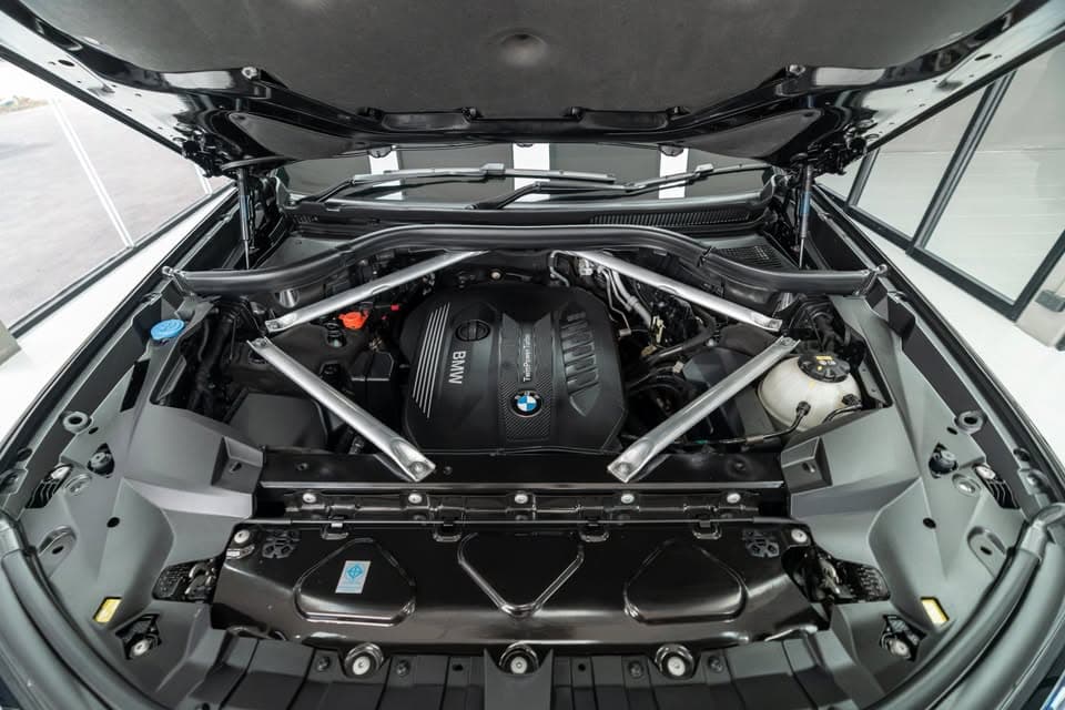 2021款宝马X7 xDrive30d M运动版，行驶11.68万公里，车况极新且配置丰富 - 图片19