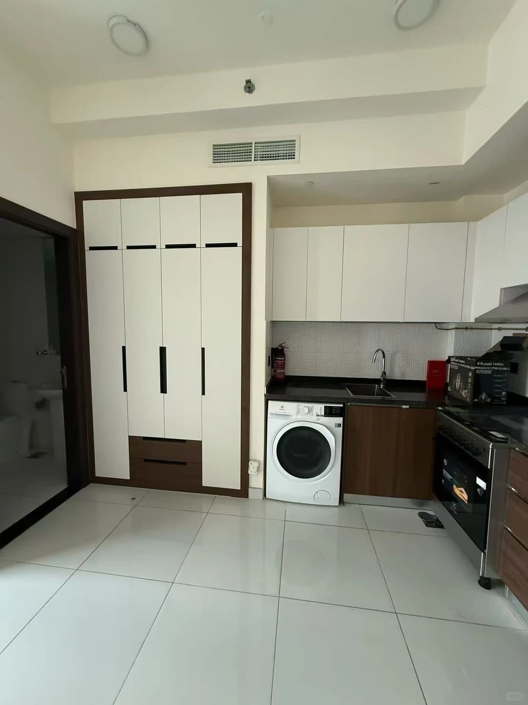 Dubai Longze Phase 1 Studio - 图片4