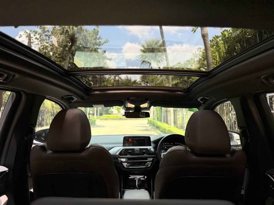 2021年宝马X3 xDrive30e M运动版，里程16万公里，售价82.8万泰铢 - 图片5