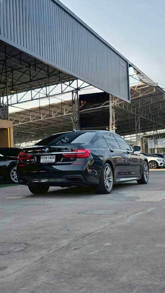 2019款宝马730Ld M Sport柴油版，3.0T 265马力顶配，含全景天窗及空气悬架 - 图片2