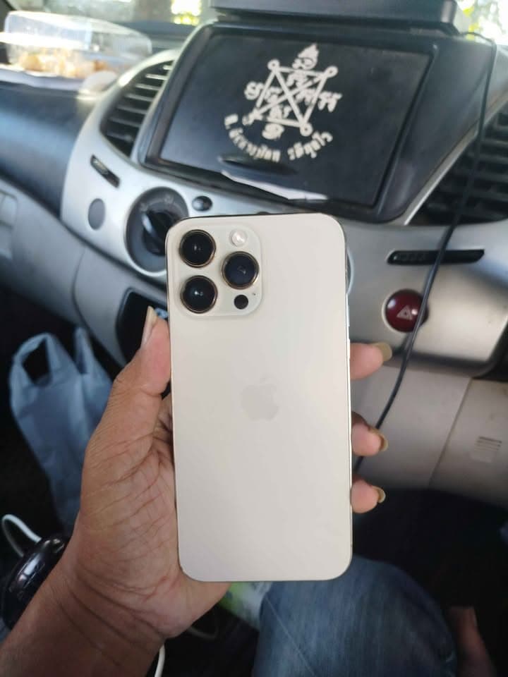 iPhone 14 Pro Max 二手近全新，已重置且无 iCloud 锁，更换过电池和屏幕 - 图片2