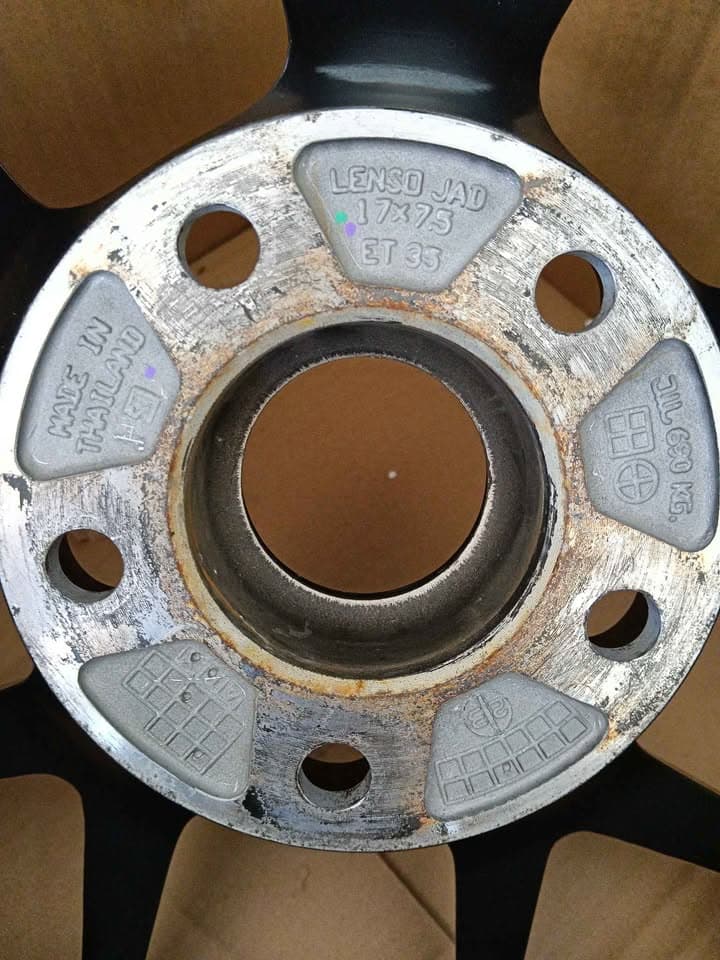 二手BBS FI-R轮毂17寸，ET35/PCD114.3五孔，成色好无修复 - 图片7