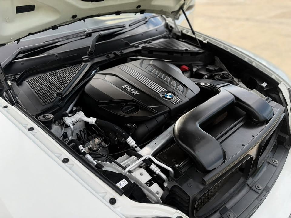 2011款宝马X6 3.0d xDrive，一手车无事故，73.5万泰铢 - 图片20
