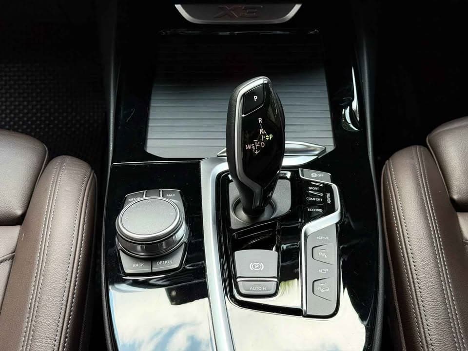 2021年宝马X3 xDrive30e M运动版，里程16万公里，售价82.8万泰铢 - 图片6