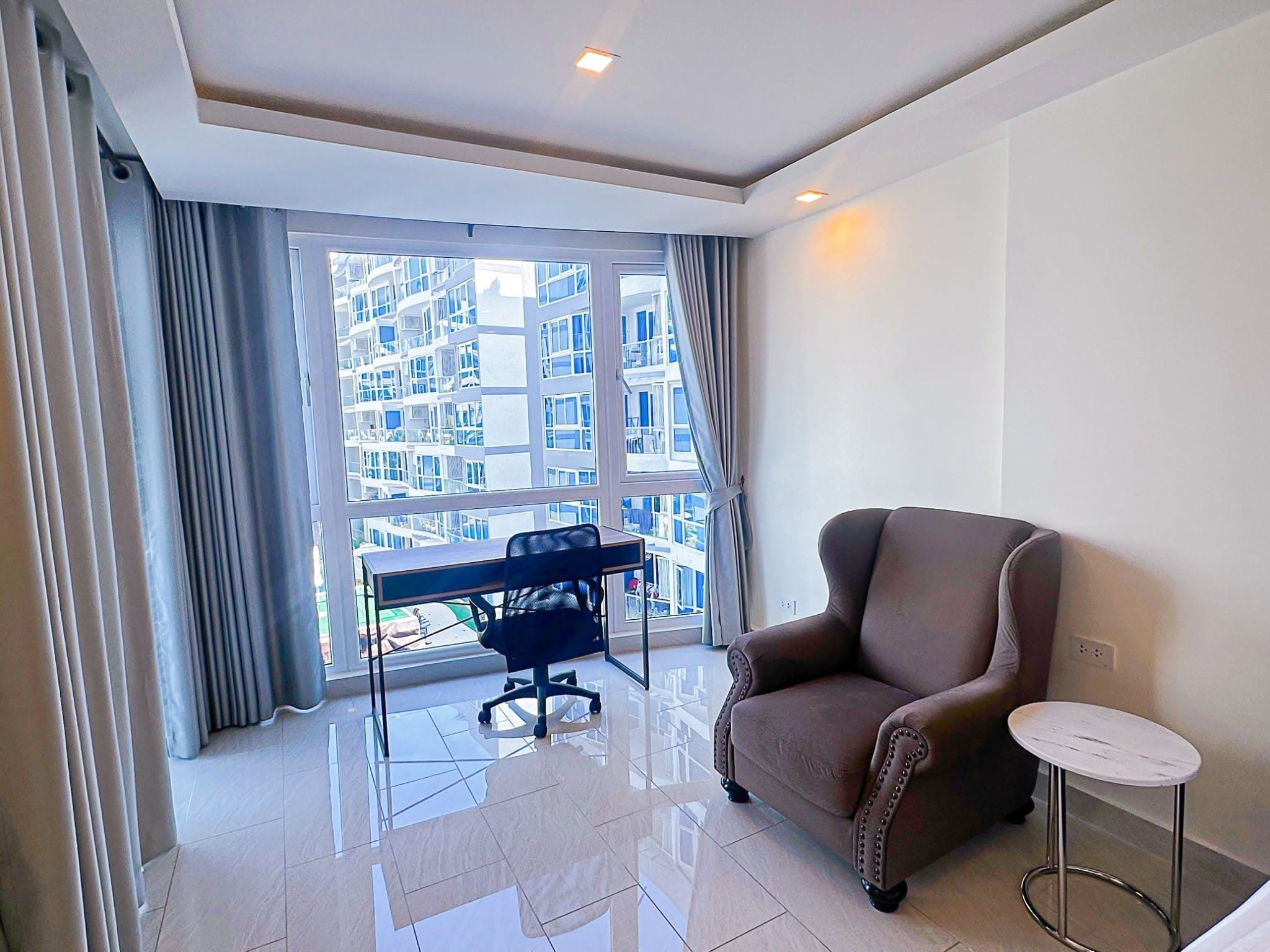 SKIP THE HOTEL: MOVE INTO A FURNISHED CONDO IN CENTRAL PATTA - 图片12