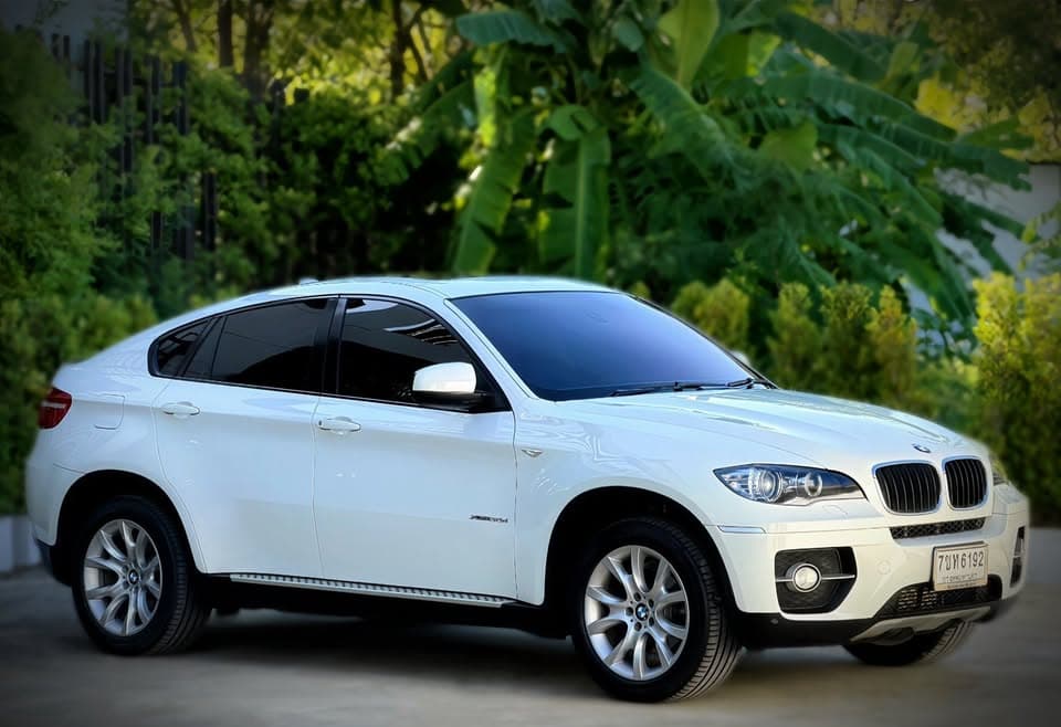 2011款宝马X6 3.0d xDrive，一手车无事故，73.5万泰铢 - 图片4