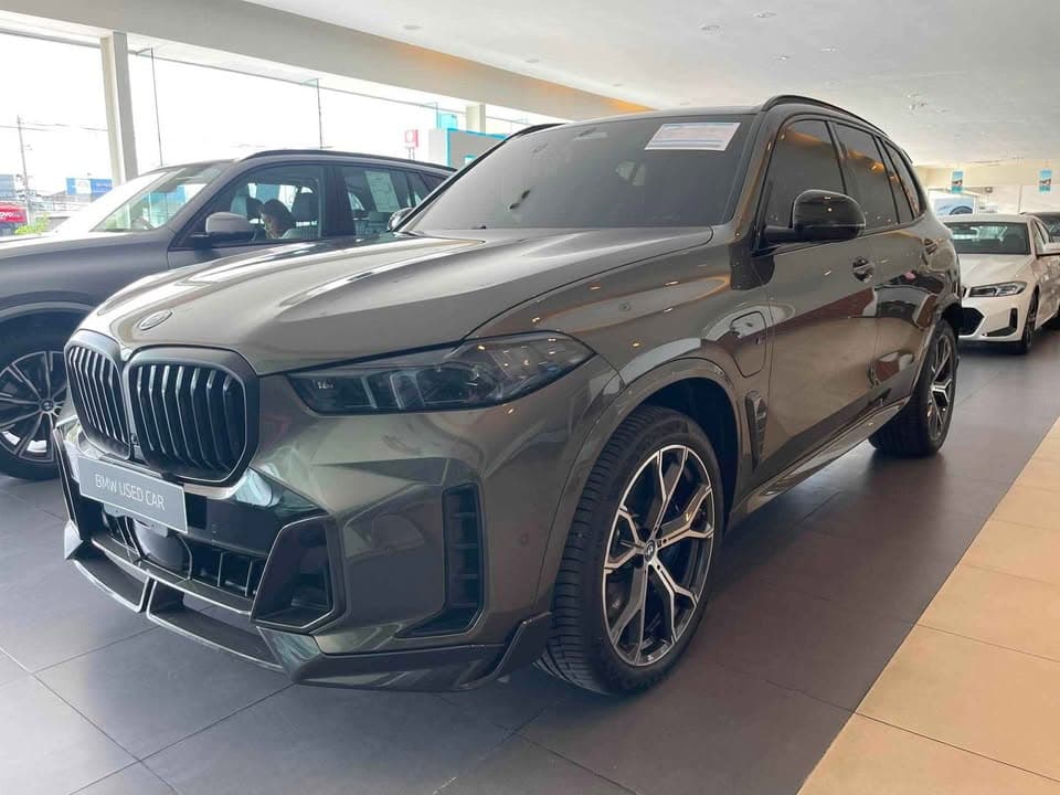2024款BMW X5 xDrive50e M运动套装，里程仅2万公里，保险至2030年 - 图片2