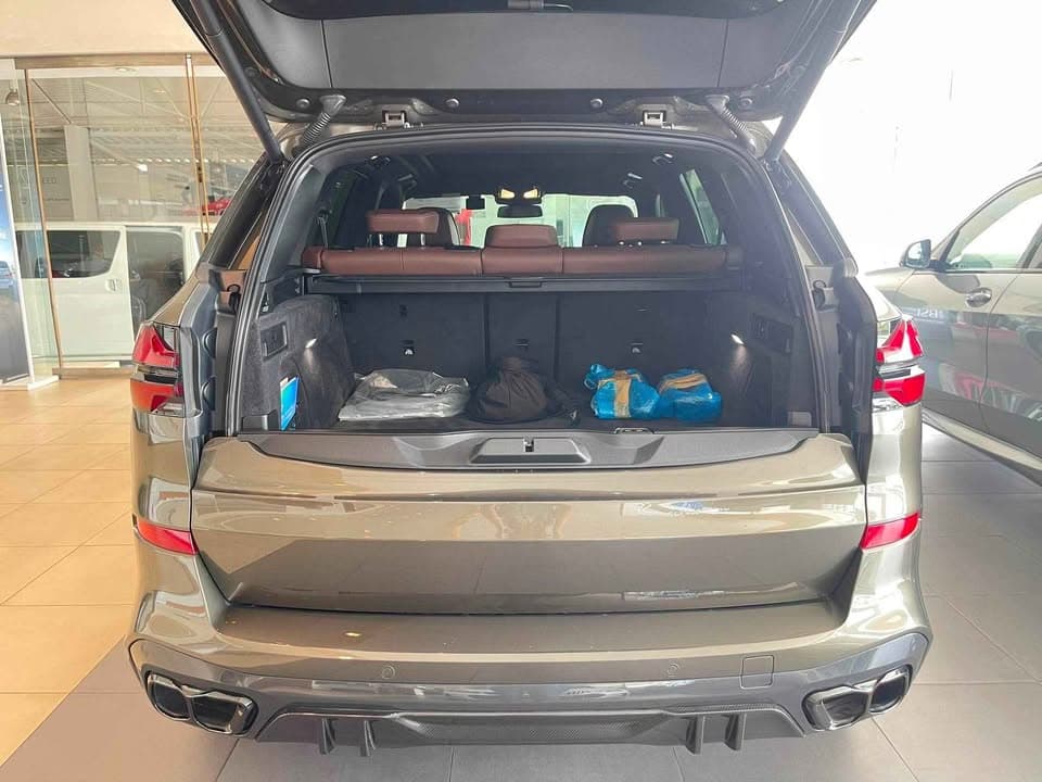2024款BMW X5 xDrive50e M运动套装，里程仅2万公里，保险至2030年 - 图片4