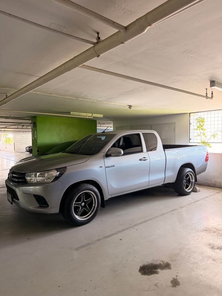 2017 Toyota Hilux REVO - 图片1