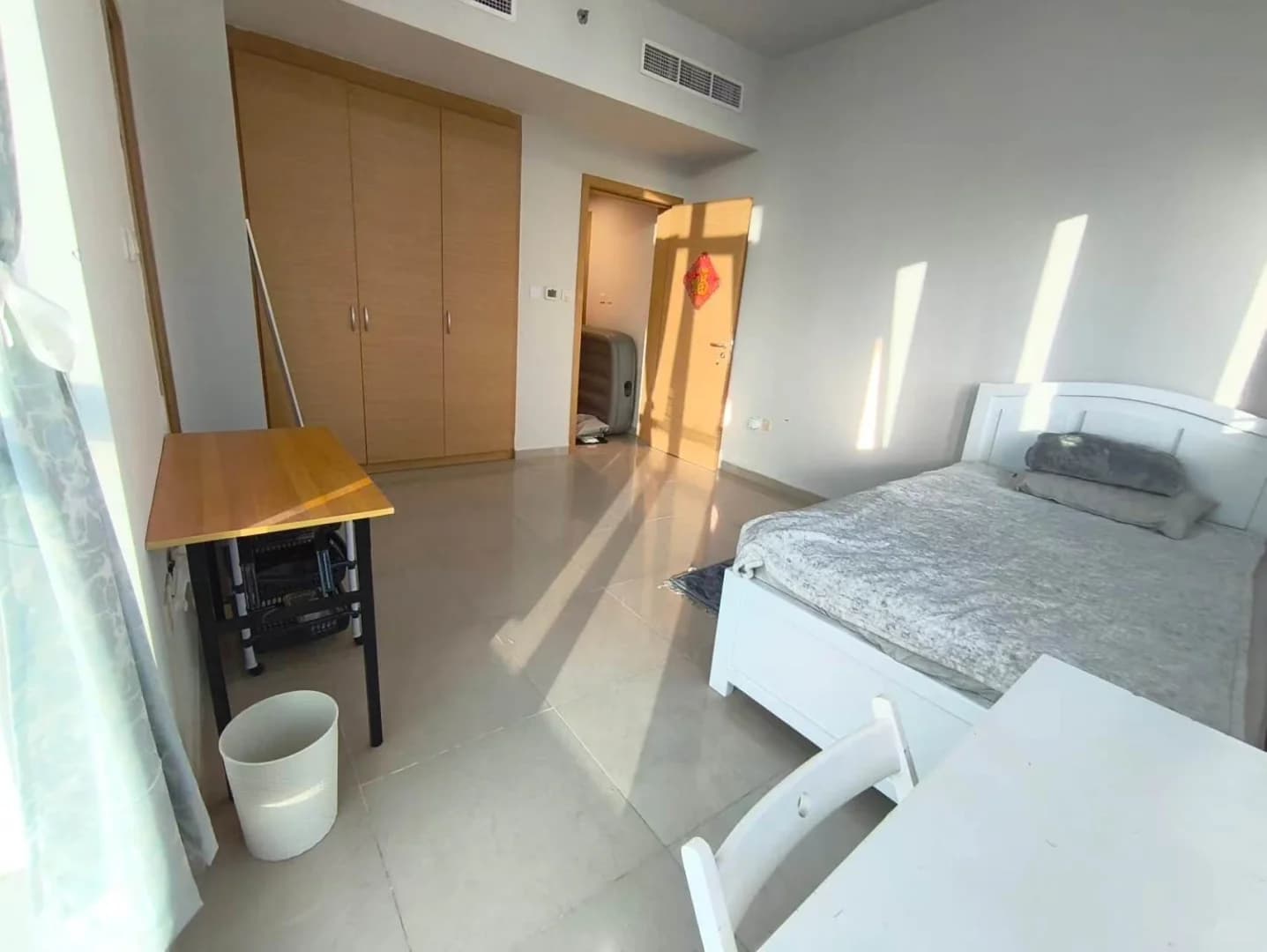 Abu Dhabi Reem Island bargain master bedroom private guard. - 图片6