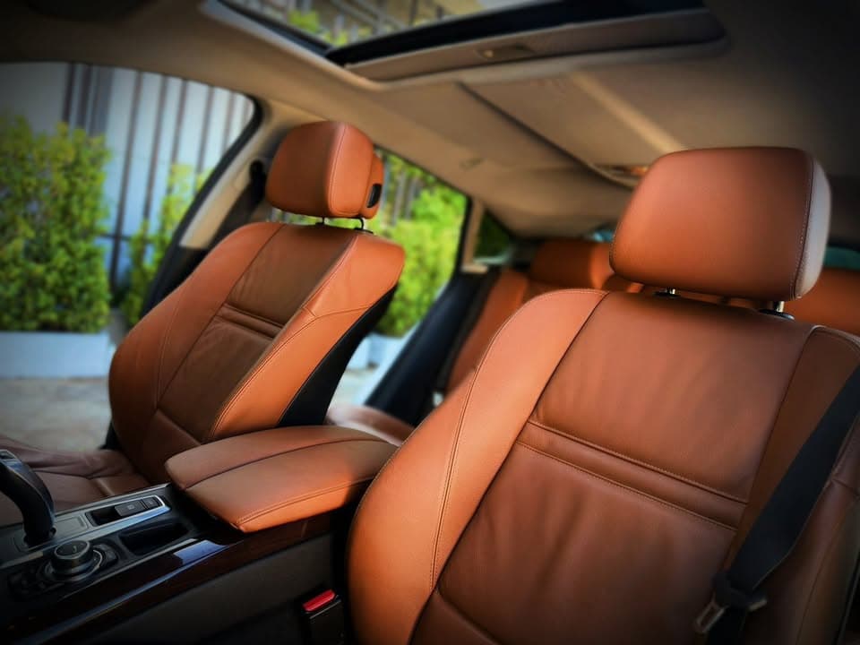2011款宝马X6 3.0d xDrive，一手车无事故，73.5万泰铢 - 图片17