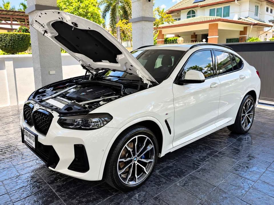 Beautiful BMW X4 M Sport, combining sporty - 图片2