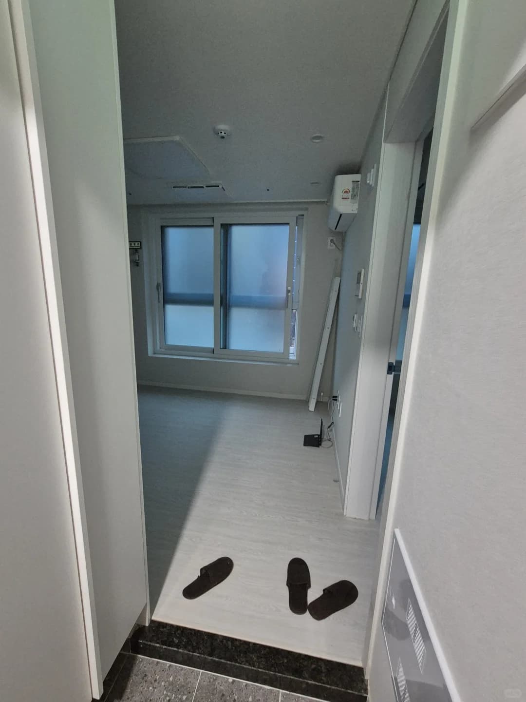 首尔建大｜新建公寓1室1卫3楼130W月 - 图片8