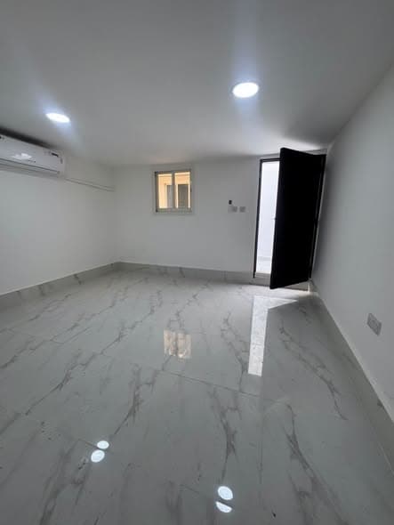 Studio Muroor路31街公寓出租：2800月租，家庭住宅，状态极佳 - 图片2