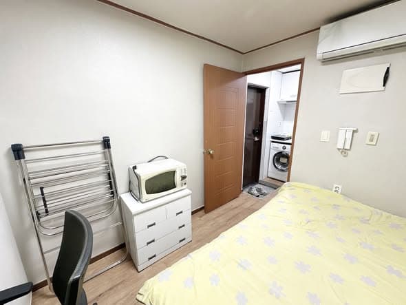 首尔冠岳区新林洞3层南向单间，押200万韩元月租37万，步行10分钟至地铁封面图