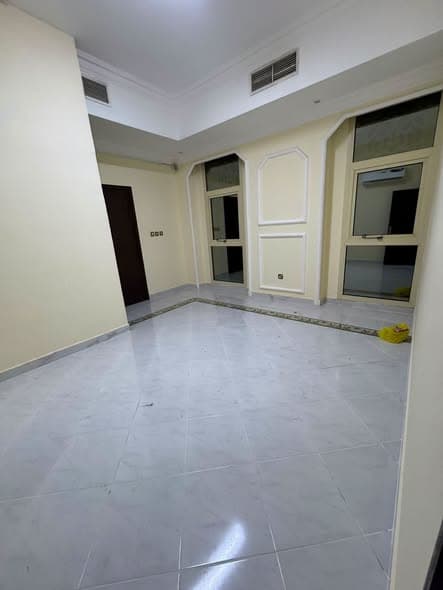 拉丹区Bain Al Jasrain一居室出租，月租4000含所有费用，一楼即住 - 图片4