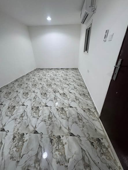 印度学校路Studio-2800公寓，拎包入住，含停车位 - 图片5