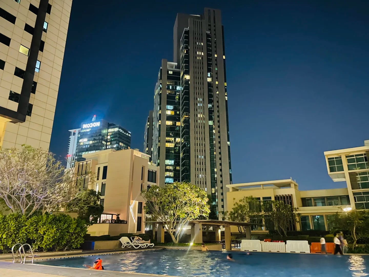 Abu Dhabi Reem Island, secondary bedroom for rent