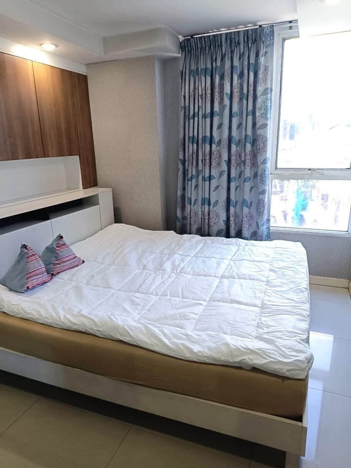 For rent: Unit at Zenith Place @ Sukhumvit,