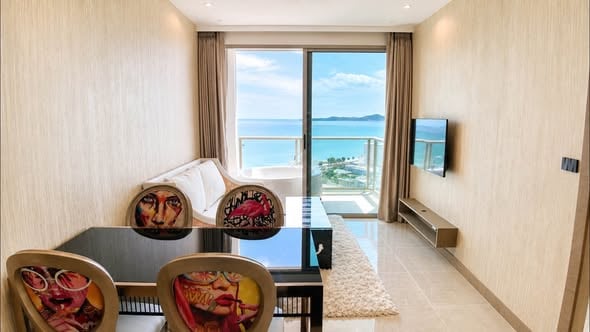 芭提雅The Riviera Ocean Drive海景公寓出售/出租，33楼1房1卫43.48平米