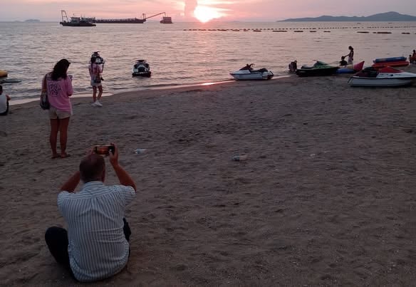 泰国旅游体育部长回应中国使馆安全提醒：普通游客无需过度担忧绑架或人口贩卖风险
