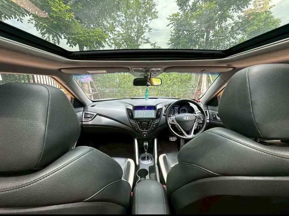 Hyundai Veloster Turbo 1.6L (200 Hp) Full Option Unique 3-D - 图片10