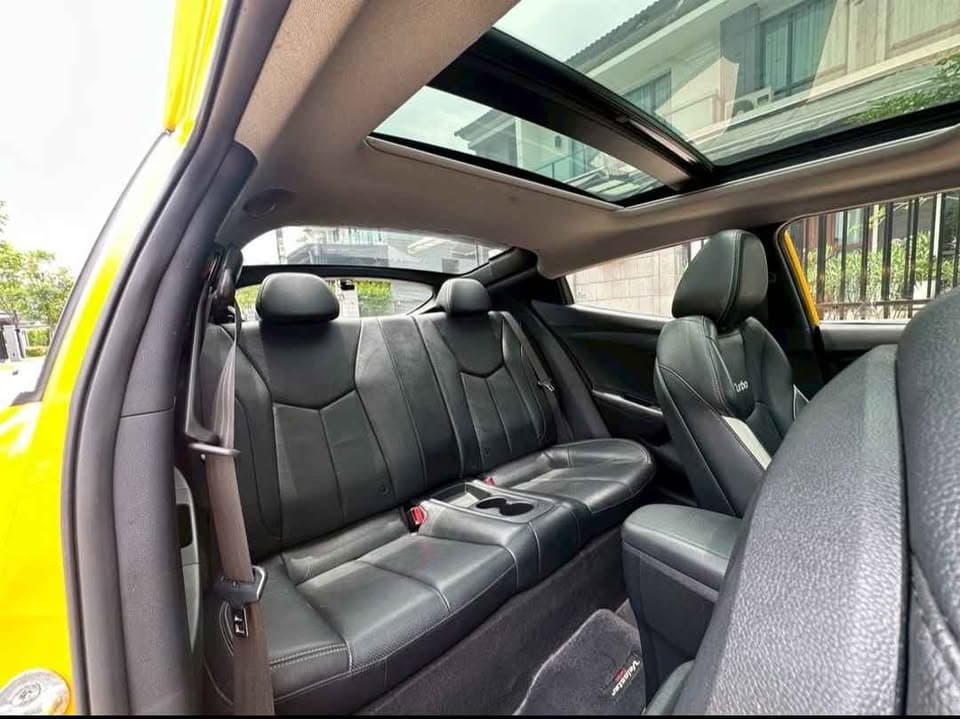 Hyundai Veloster Turbo 1.6L (200 Hp) Full Option Unique 3-D - 图片9