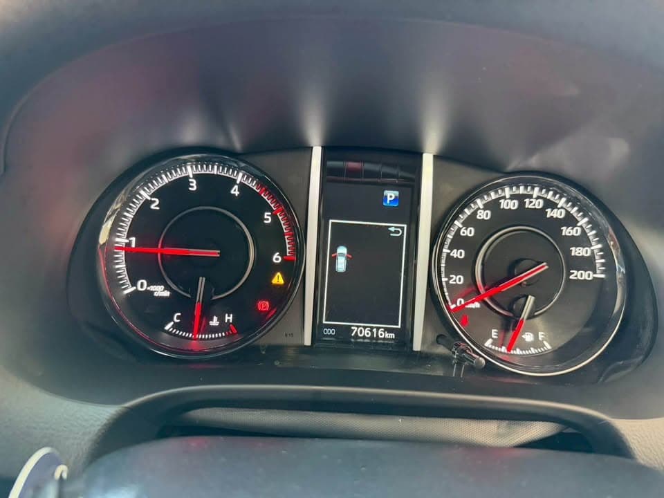2022 Toyota Fortuner · Suv · ขับไปแล้ว 70,000 กิโลเมตร เข้าม - 图片12