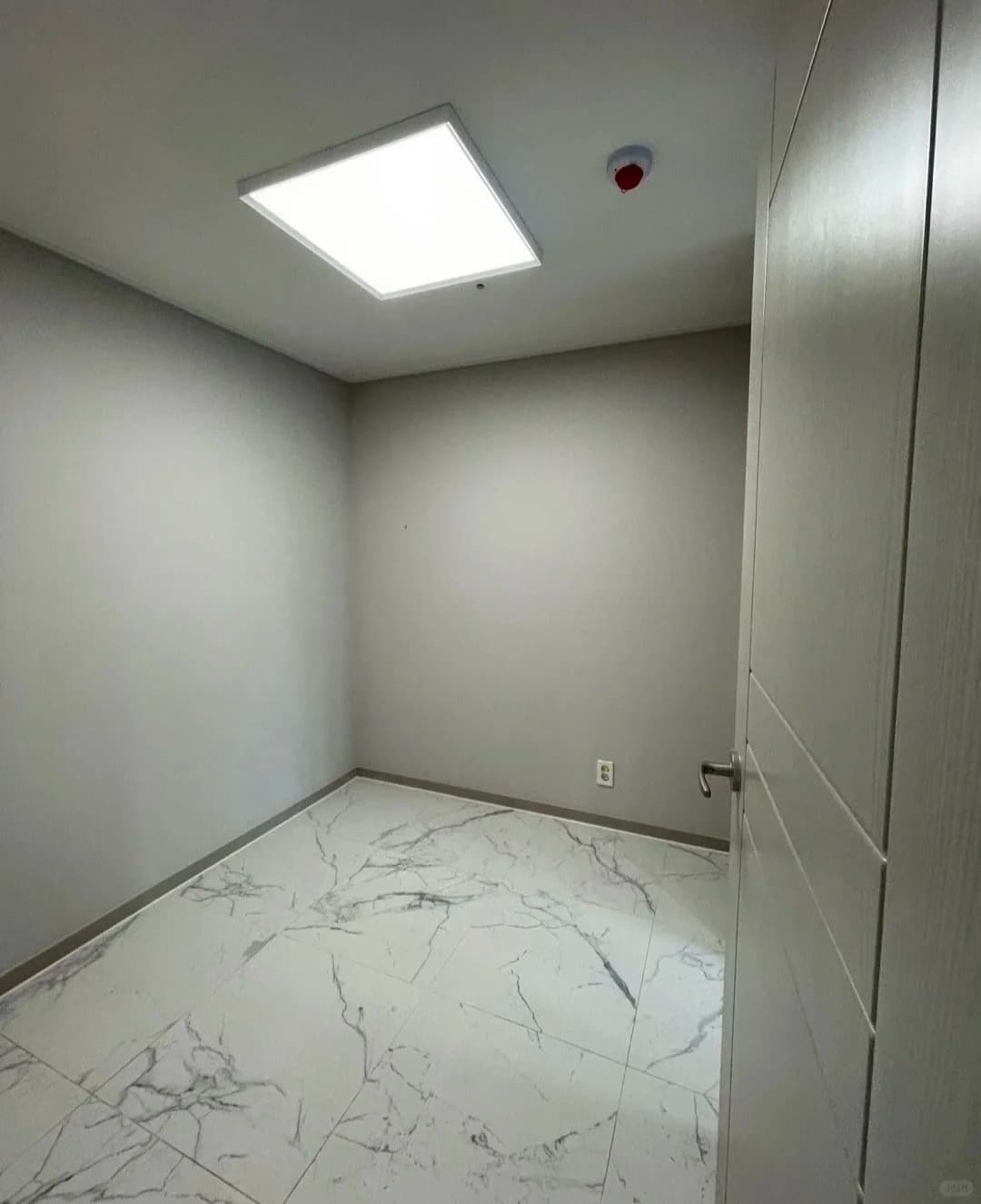 首尔明洞|新建公寓2居1卫F楼190W月 - 图片8