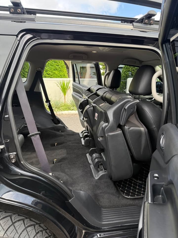 2018 Nissan Terra 2.3 VL 2WD Automatic – Black – - 图片12