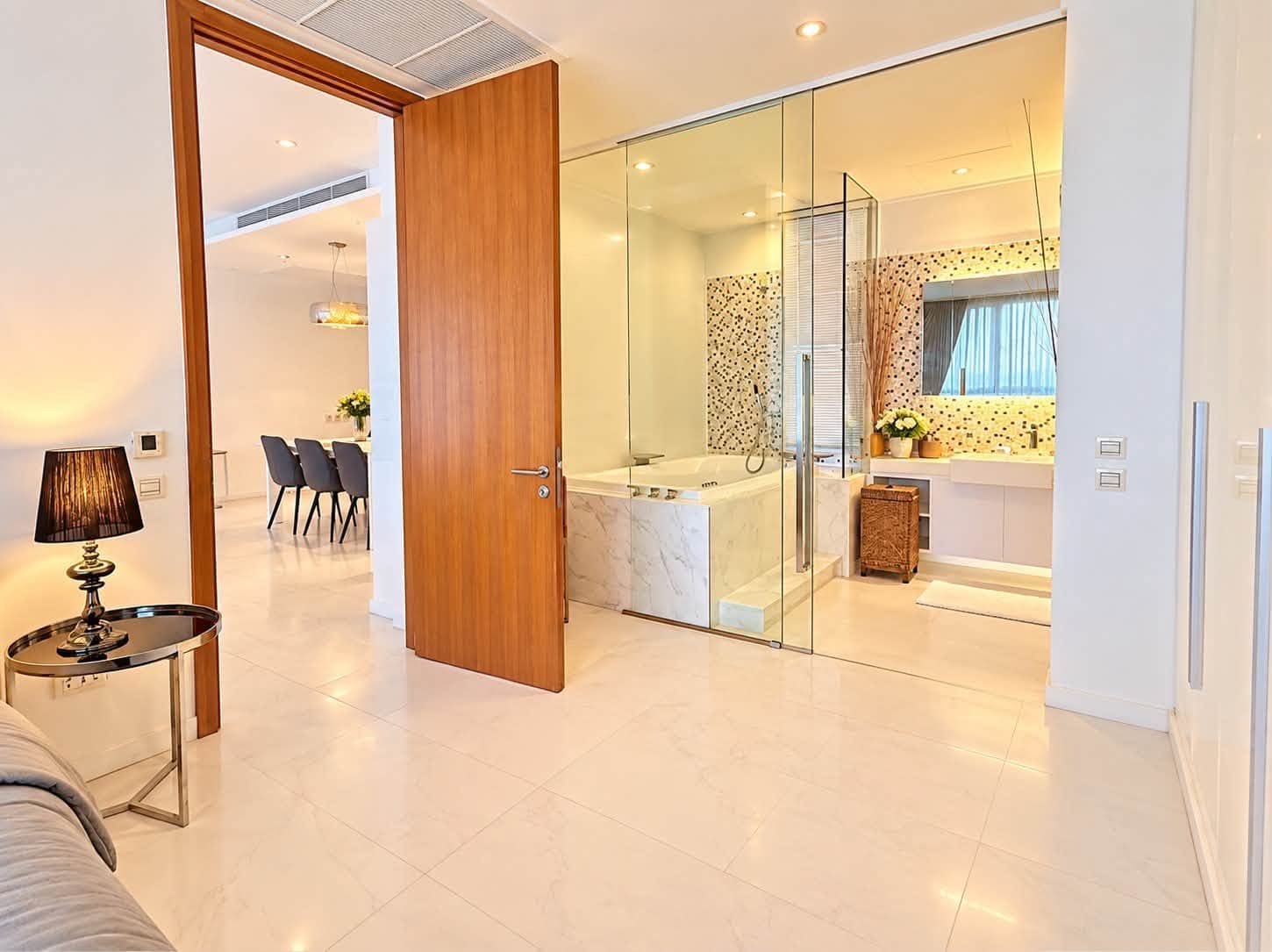 Northpoint Wongamat Luxury condo, private beach - 图片8