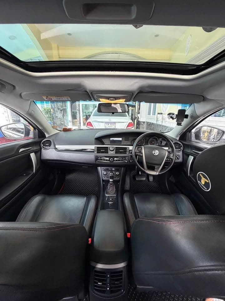 2015 MG 6 Fastback Top Model with sunroof in Grey only never - 图片9