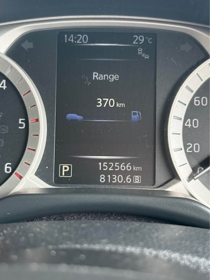 2018 Nissan Terra 2.3 VL 2WD Automatic – Black – - 图片17