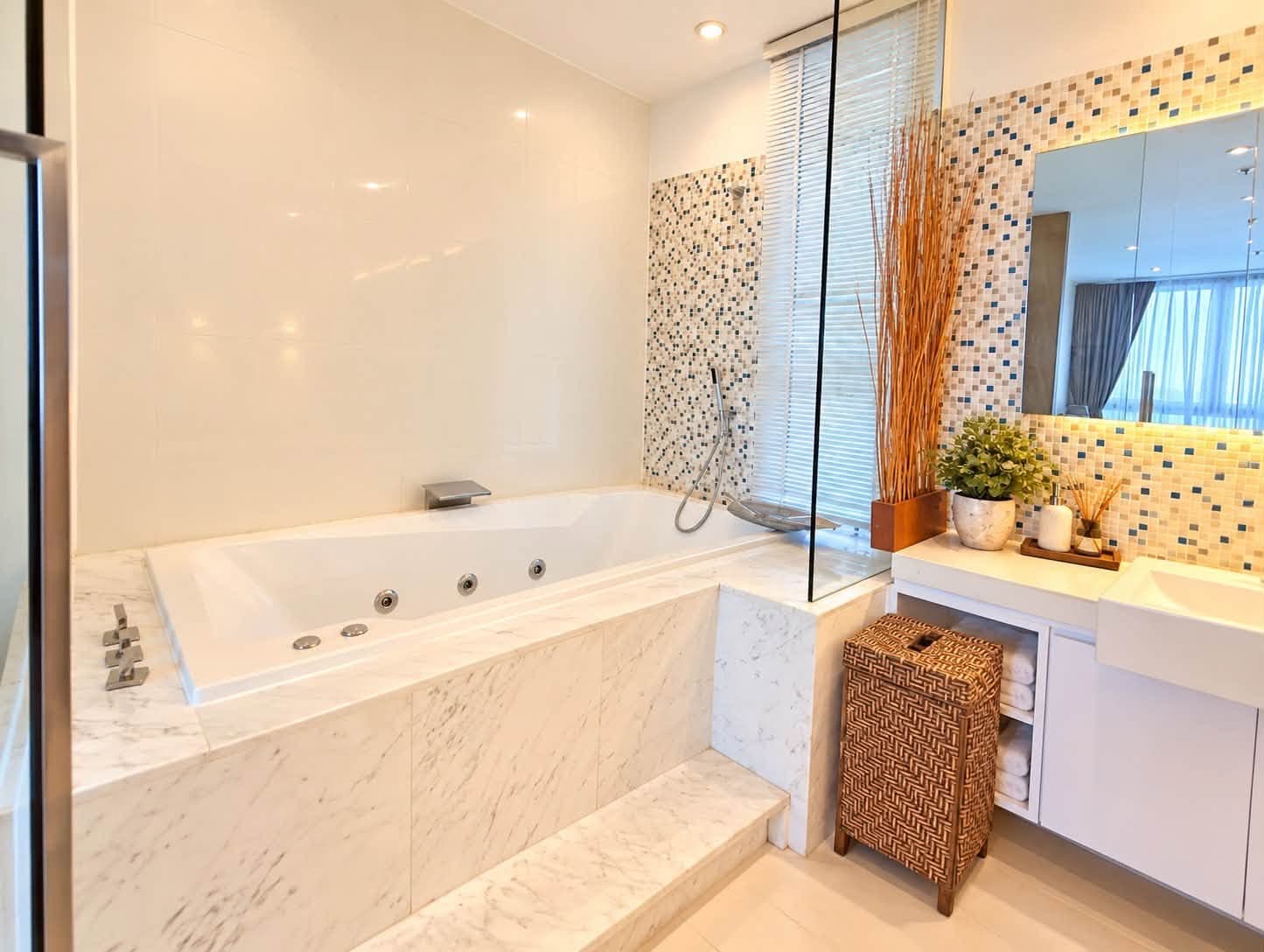 Northpoint Wongamat Luxury condo, private beach - 图片10