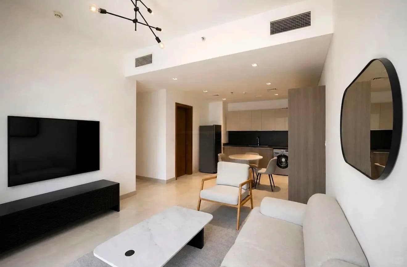 I am renting a JVC property in Dubai for a short term, with - 图片3