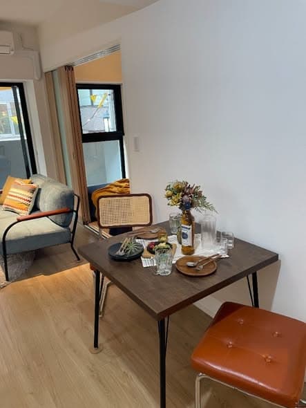 Yoyogi Park, Tokyo — 1 min walk | ¥245,000 rent + ¥15,000 co - 图片2