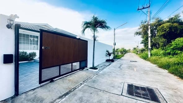 泰国หนองปลาไหล泳池别墅出租或出售,2房2卫带全套家具家电 - 图片1