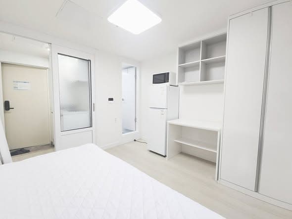 首尔衿川站旁19平精装Studio,月租45万韩元含水电网,拎包入住 - 图片2